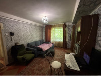 Продается 2 - х комнатная квартира, пр-т Освобождения Донбасса, арт. 5572