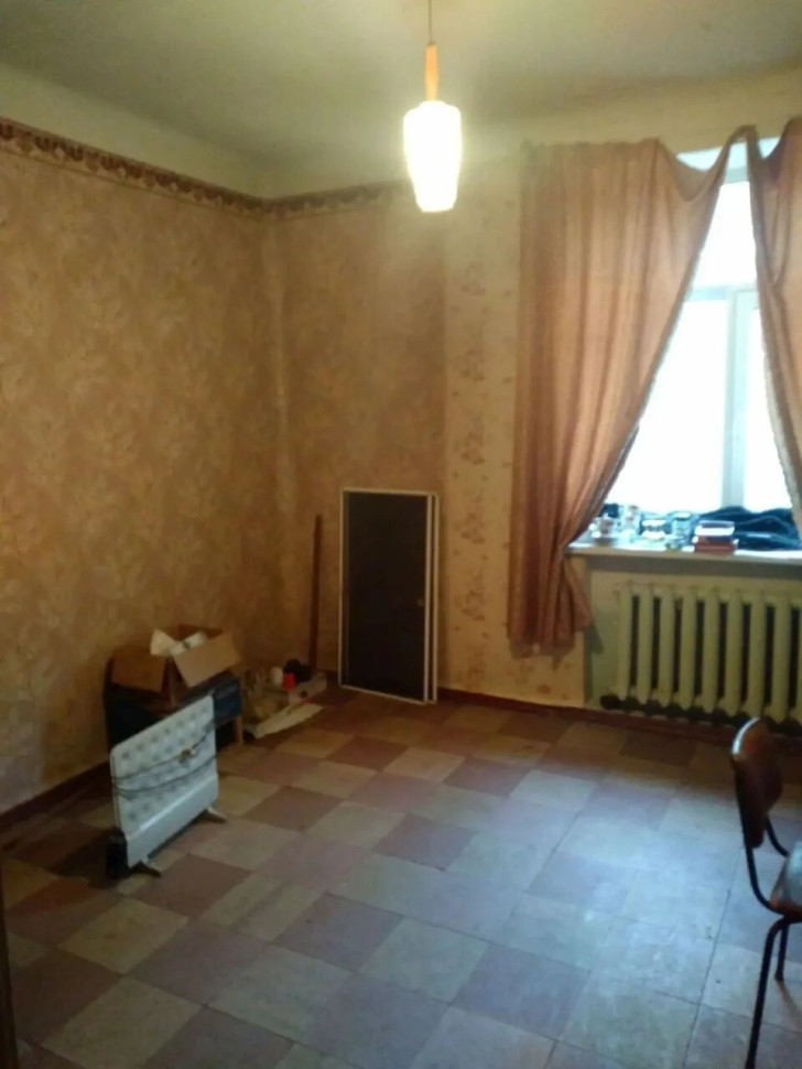 Продается 2-х комнатная квартира под офисное помещение, ул. Кирова, арт. 6016