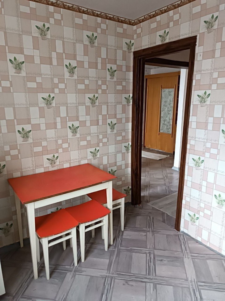 Продается 1 комнатная квартира, ориентир парк отдыха "Роща", арт. 4747