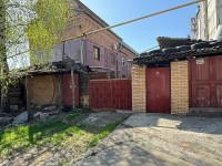 Продаю 2 - х этажный гостевой дом, ул. Порт - Артурная арт 2274