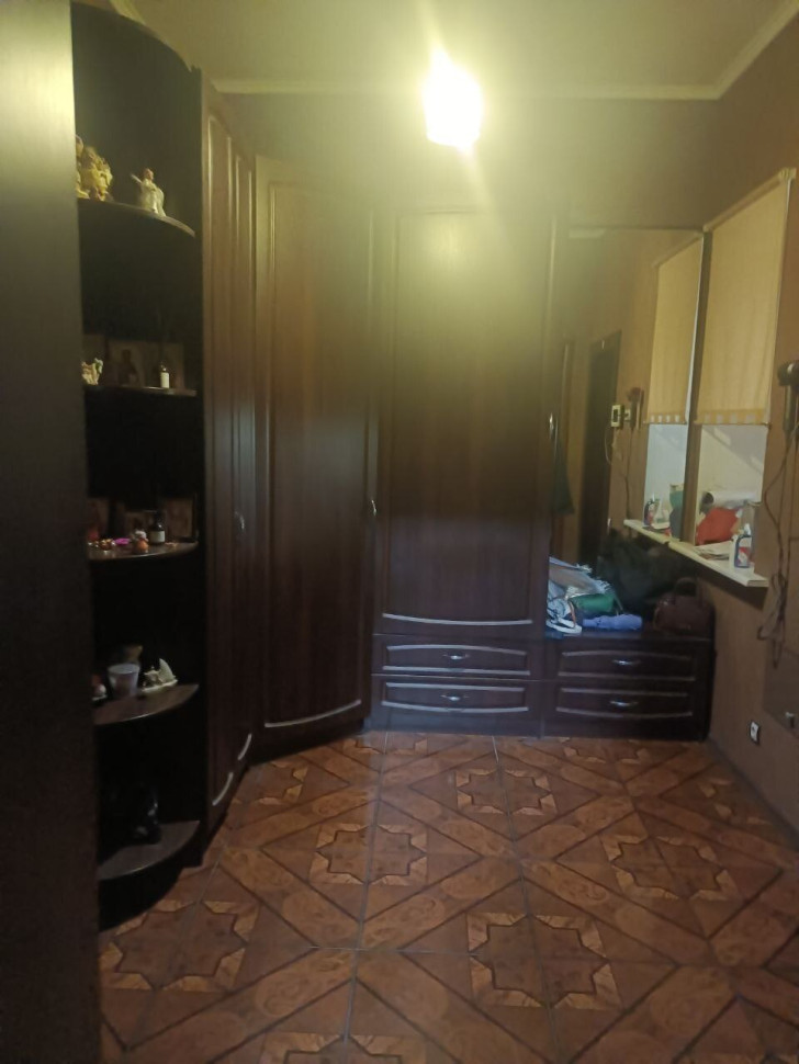 Продается 2 - х этажный дом, Обжора арт 4439