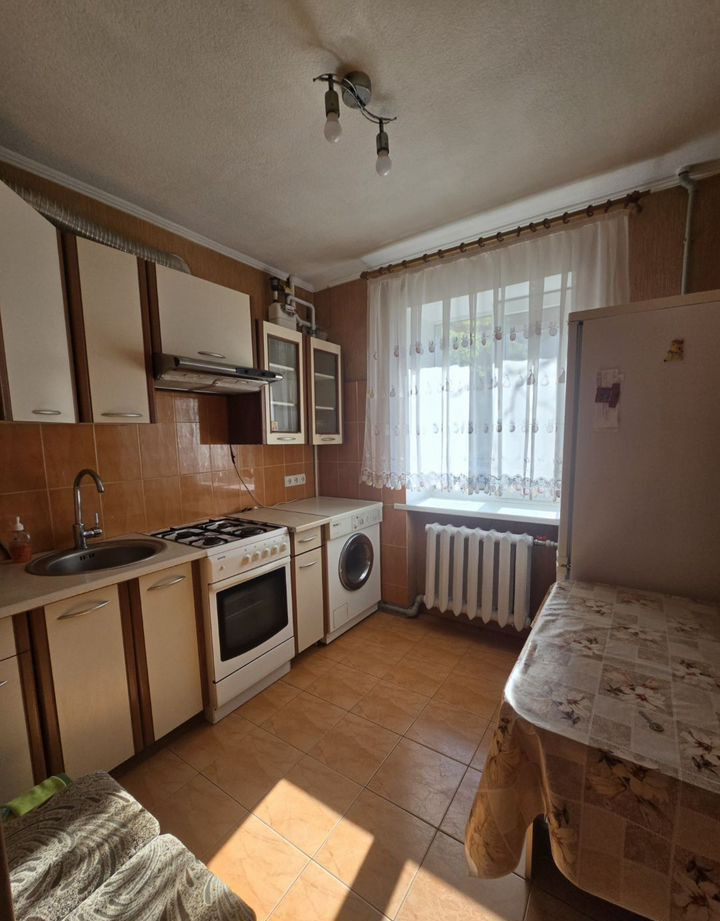 Продается 2 - х комнатная квартира, ул. Гатчинская ул. 7, арт. 5415
