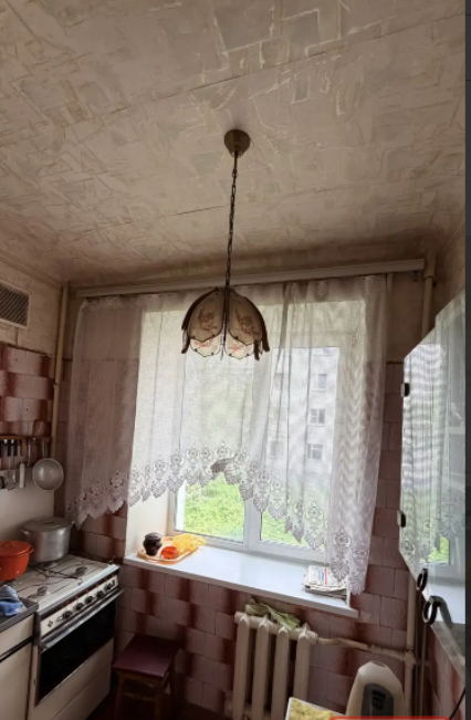 Продается 2 - х комнатная квартира, пр.-т Павших Коммунаров, ориентир "Мотодром", арт. 5417