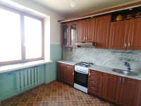 Продаю 4 - х комнатную квартиру, ул. Листопрокатчиков арт 2569