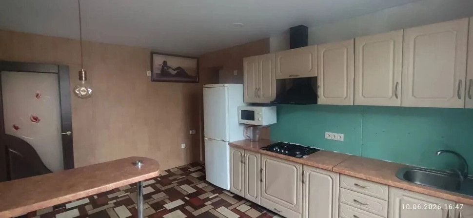 Продается 1/2 дома, ориентир "Жилплощадка".арт.6111