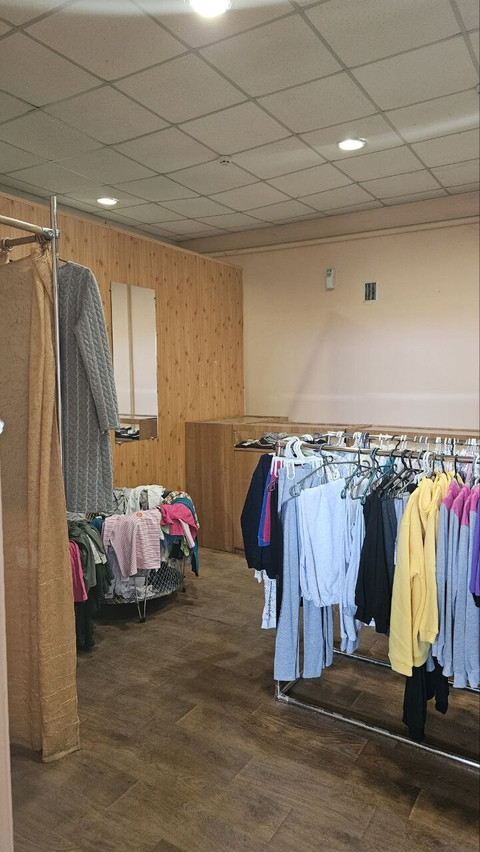 Сдается торговое помещение, центральный рынок г. Шахтерск арт 3622