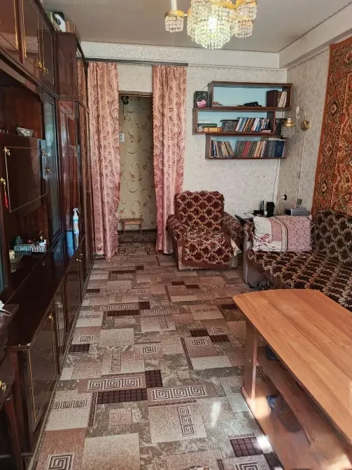 Продается 2-х комнатная квартира, ул. Коммунистическая. арт. 6180