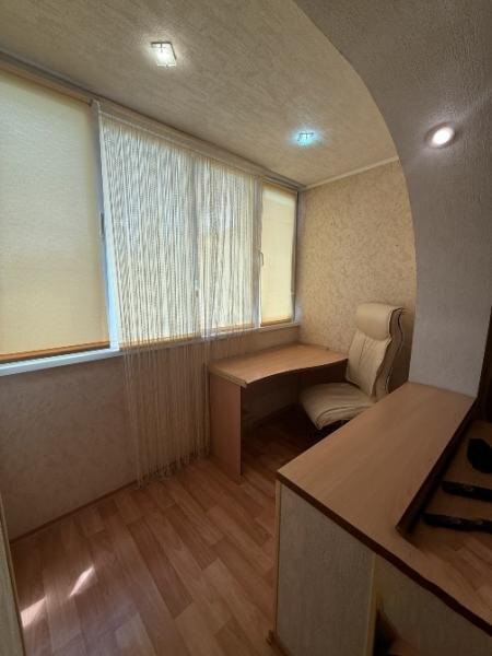Продается 2 - х комнатная квартира, ул. Петровского, ориентир Петровский мост, арт. 6258