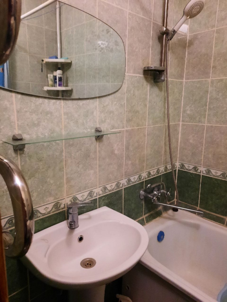 Продается 2 - х комнатная квартира, ул. Независимости, мкр. Донской, арт. 4899