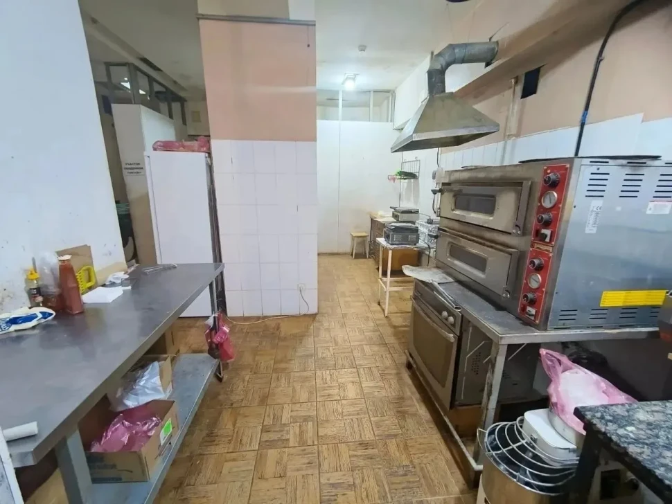 Продаётся коммерческое помещение, бульвар Пушкина, арт.5958