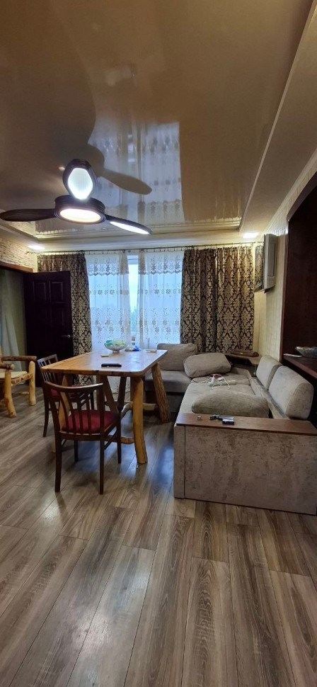 Продается 4 - х комнатная квартира, ул. Большая Магистральная. арт. 6127