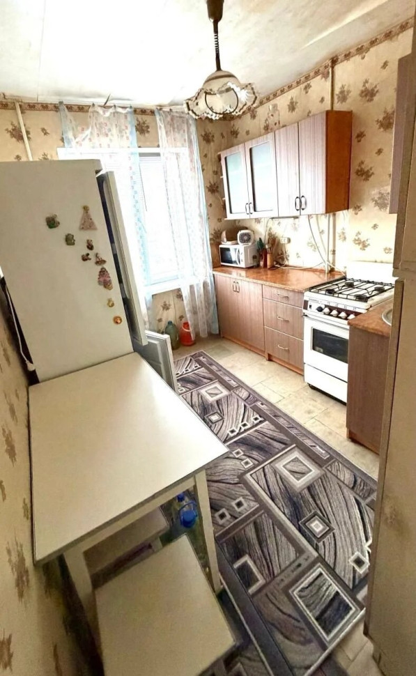 Продается 3 - х комнатная квартира, ул. Раздольная, ориентир "Юта", арт. 6049