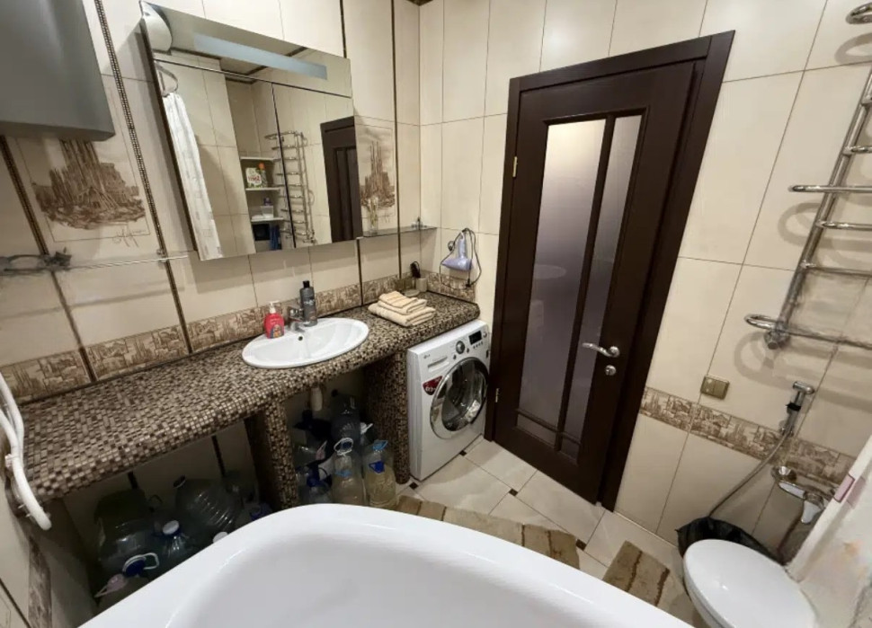 Сдается 2-х комнатная квартира, ул. Артема, дом 169 Ш, ЖК "Европейский", ориентир Шахтерская площадь, арт. 667