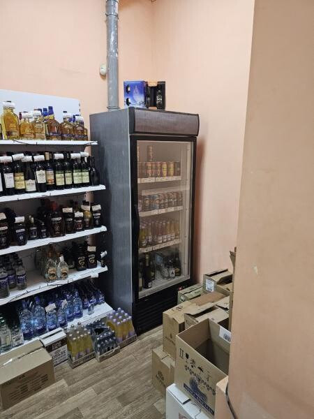 Продается действующий магазин, ул. Лавренёва арт 4486