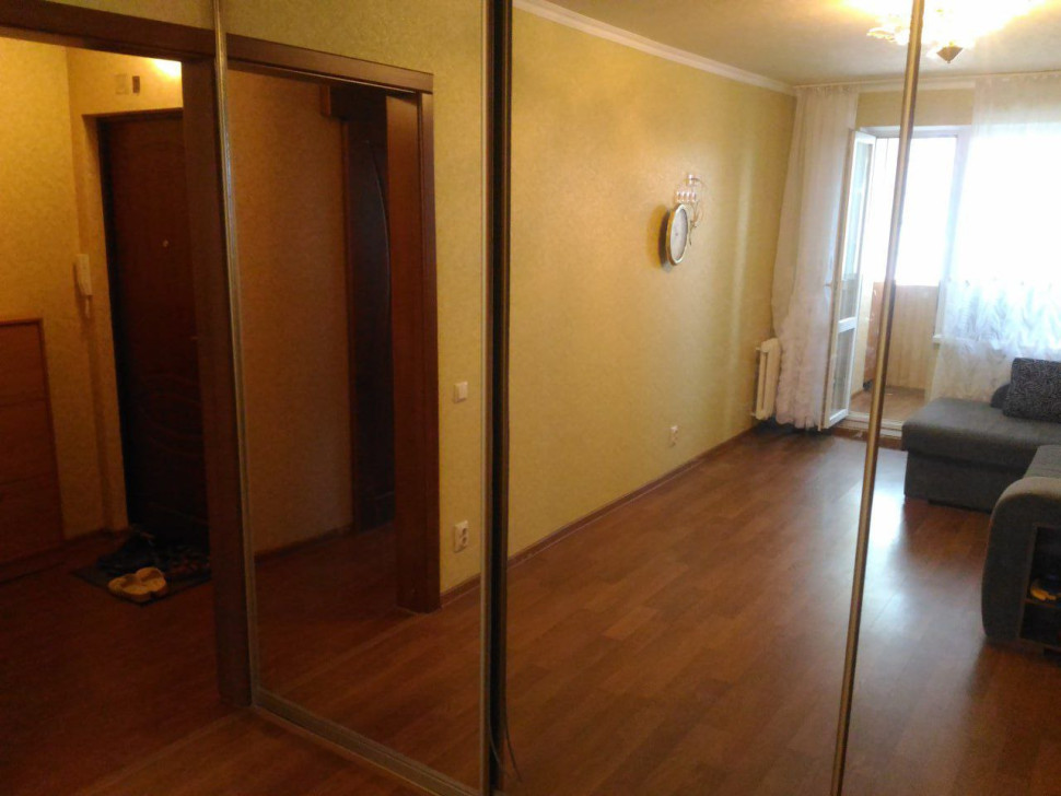 Продается 1 комнатная квартира, мкр Мирный, арт. 5062