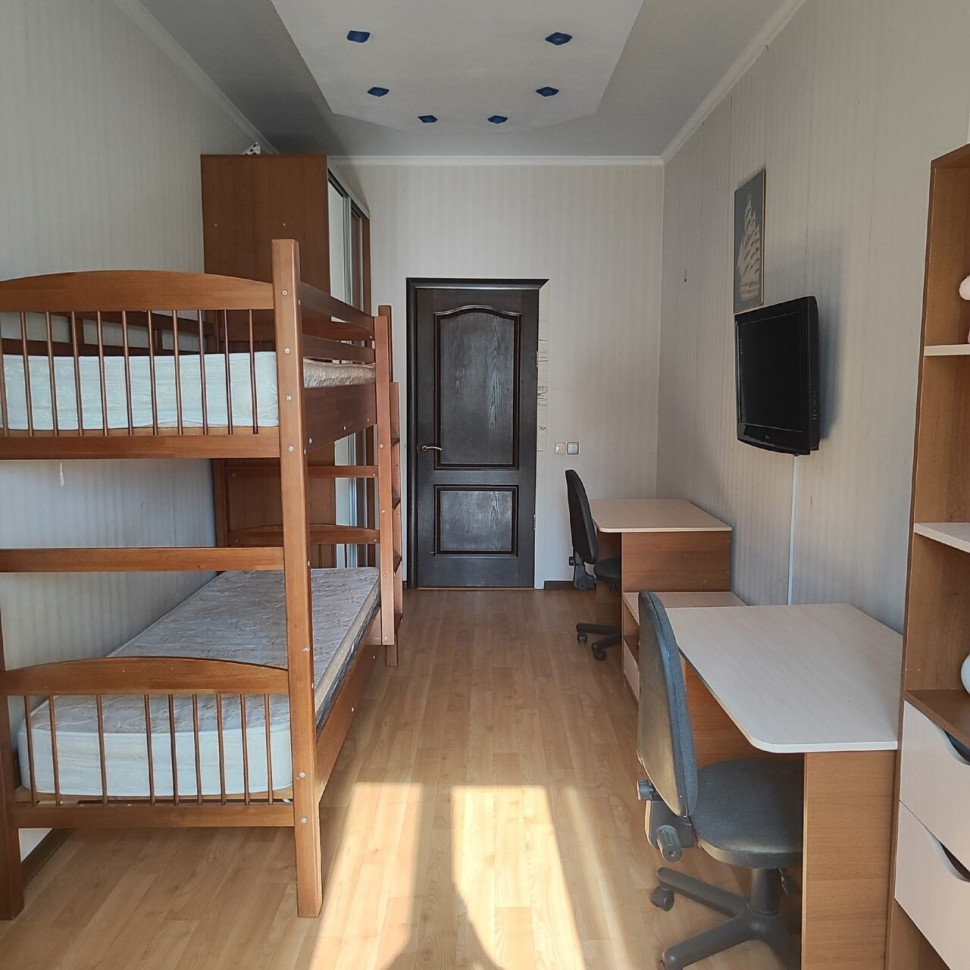 Продается 2 - х комнатная квартира, Азотный арт 4016