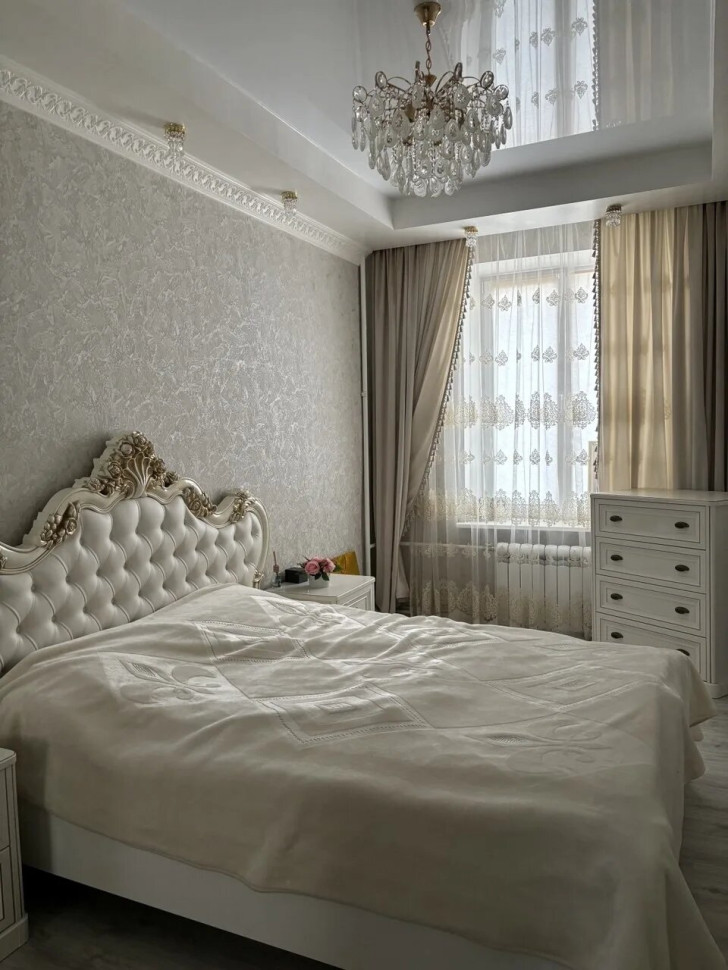 Продается 2 - х комнатная квартира, ул. Университетская, арт. 6057