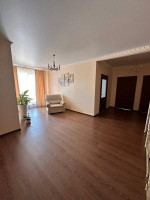 Продается 5 - ти комнатный дом, пл. Свободы арт 2523