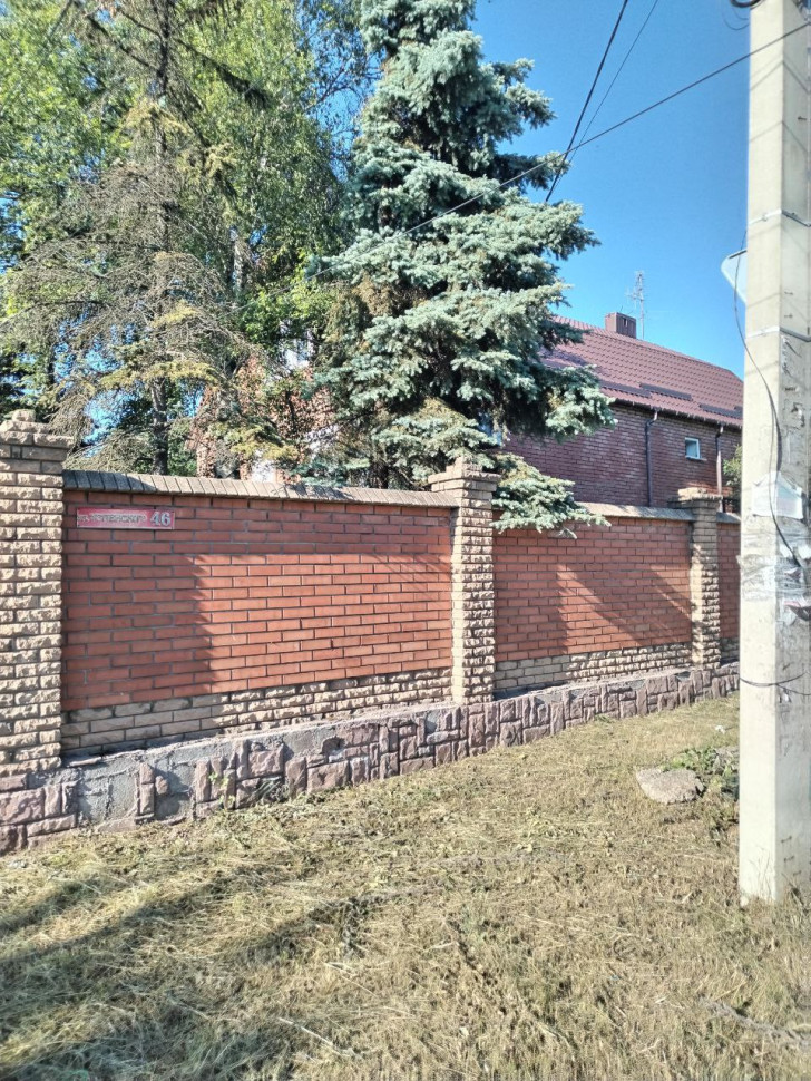 Продается 3 - х этажный дом, ул. Успенского, арт. 4725