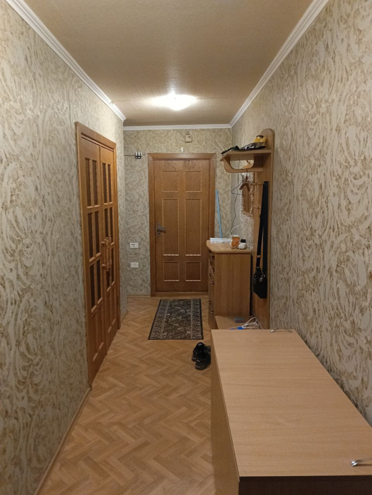 Сдается 3 - х комнатная квартира, пр.-т Комсомольский, ориентир "Набережная", арт. 338