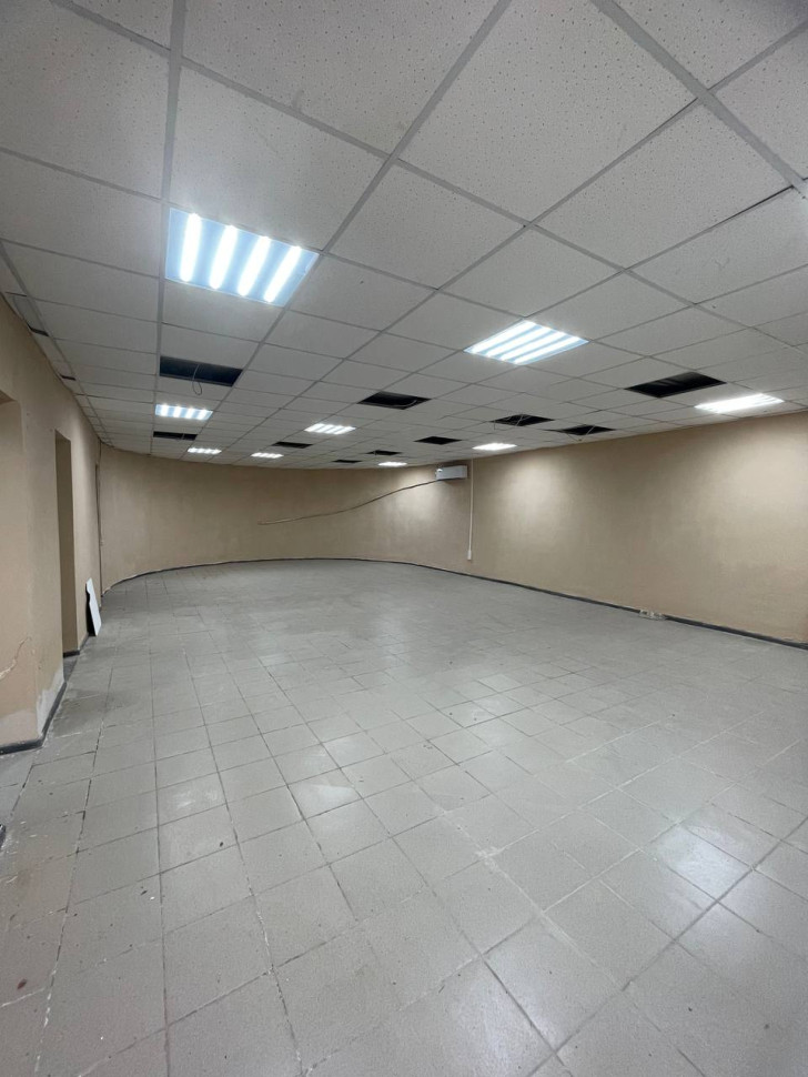 Сдается коммерческое помещение, 230-й Стрелковой дивизии, ориентир магазин "Камаз", арт. 4853