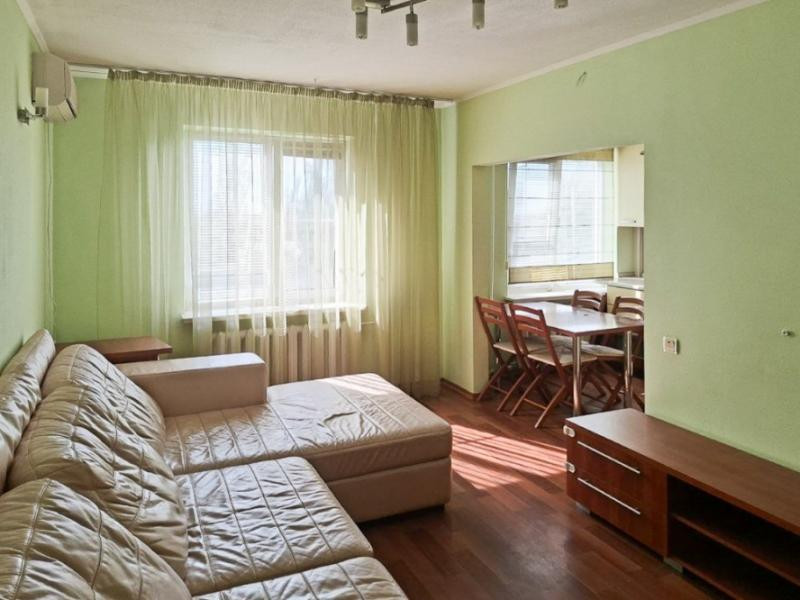 Продается 2-х комнатная квартира, ул. Герцена, ориентир парк "Строитель", арт. 4855