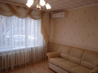 Продаю 2 - х комнатную квартиру, в Пролетарском р-не