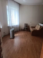Продается 2 - х этажный дом, пр-т Мира арт 4476
