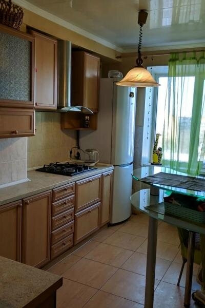 Продается 3 - х комнатная квартира, ул. Стаханова, мкр. Тихий, арт. 5988