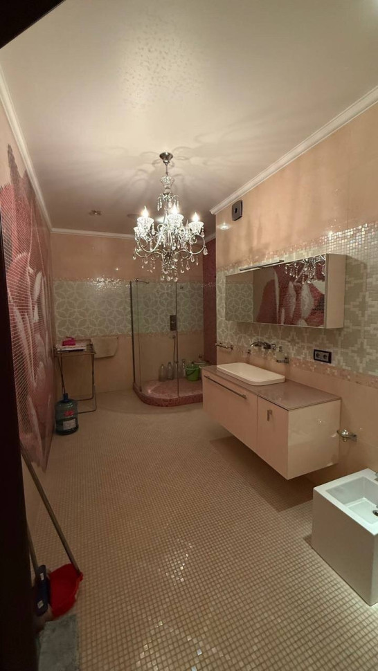 Продается 4-х комнатная квартира, пр.-т Ильича, дом 21, ЖК "Альтком", арт. 6154