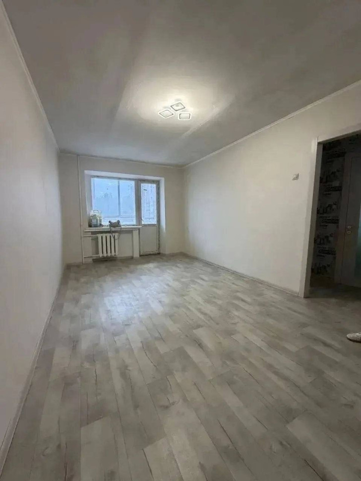 Продается 1 комнатная квартира, пр-т Ильича,арт. 6225
