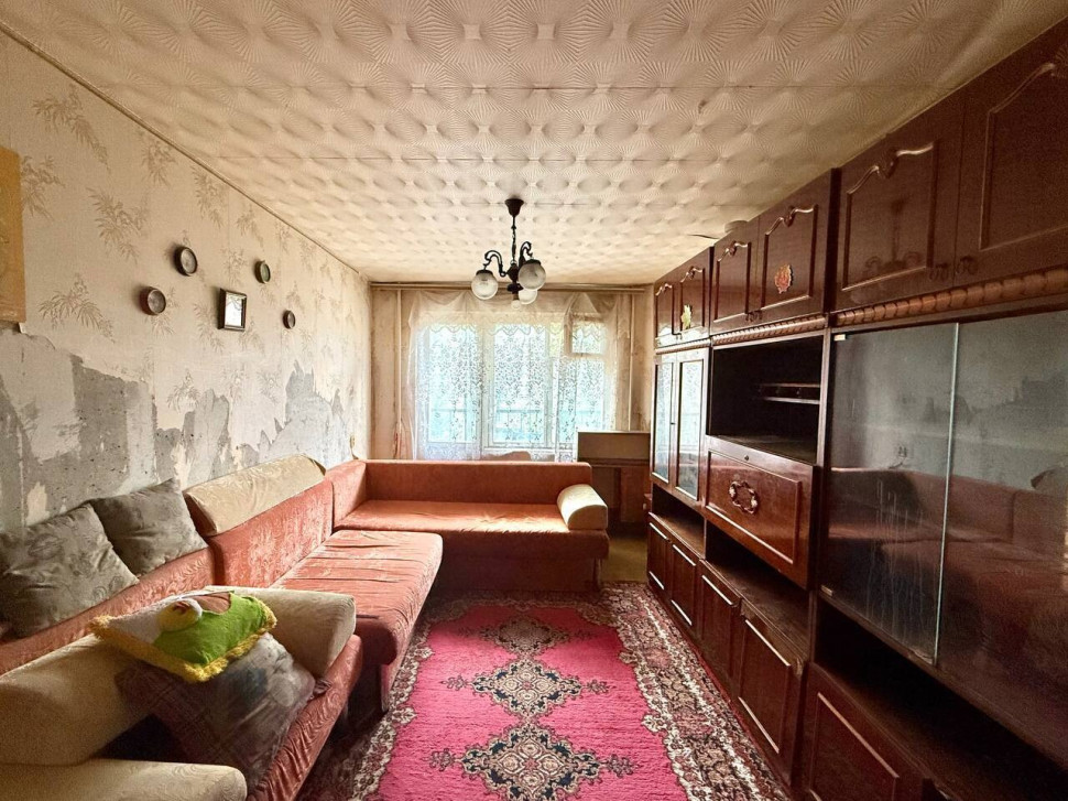 Продается 3 - х комнатная квартира, ул. Нижнекурганская арт 4038
