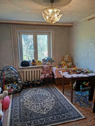 Продается 3 - х комнатная квартира, ориентир "Майский рынок", арт. 5996
