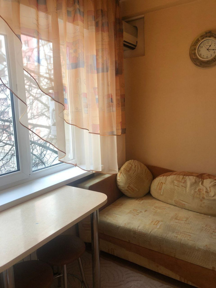 Сдаю 1 комнатную квартиру, пл. Шахтерская, арт. 355