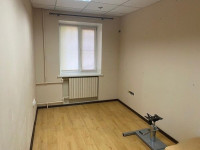 Продается помещение с отдельным входом, ул. Челюскинцев (Донбасс Арена) арт 2857