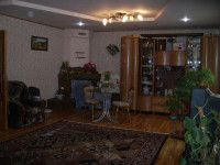 Продаю двух этажный дом, ул. Творческая арт 1761