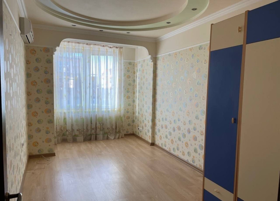 Продается 4-х комнатная квартира, пр. -т Ильича, ЖК Диск, ориентир больница им. Калинина, арт. 5317 Продается 4-х комнатная квартира, пр. -т Ильича, ЖК Диск, ориентир больница им. Калинина, арт. 5317