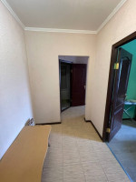 Продаю 2 - х комнатную квартиру, б-ца Калинина.