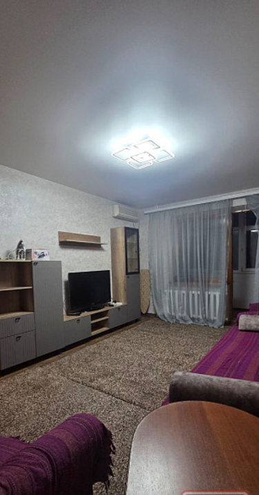 Сдаётся 2-х комнатная квартира, ул. Проходчиков, арт. 360