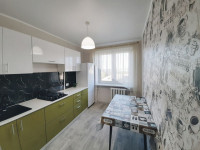Продается 2 - х комнатная квартира, ул. Артёма арт 2555