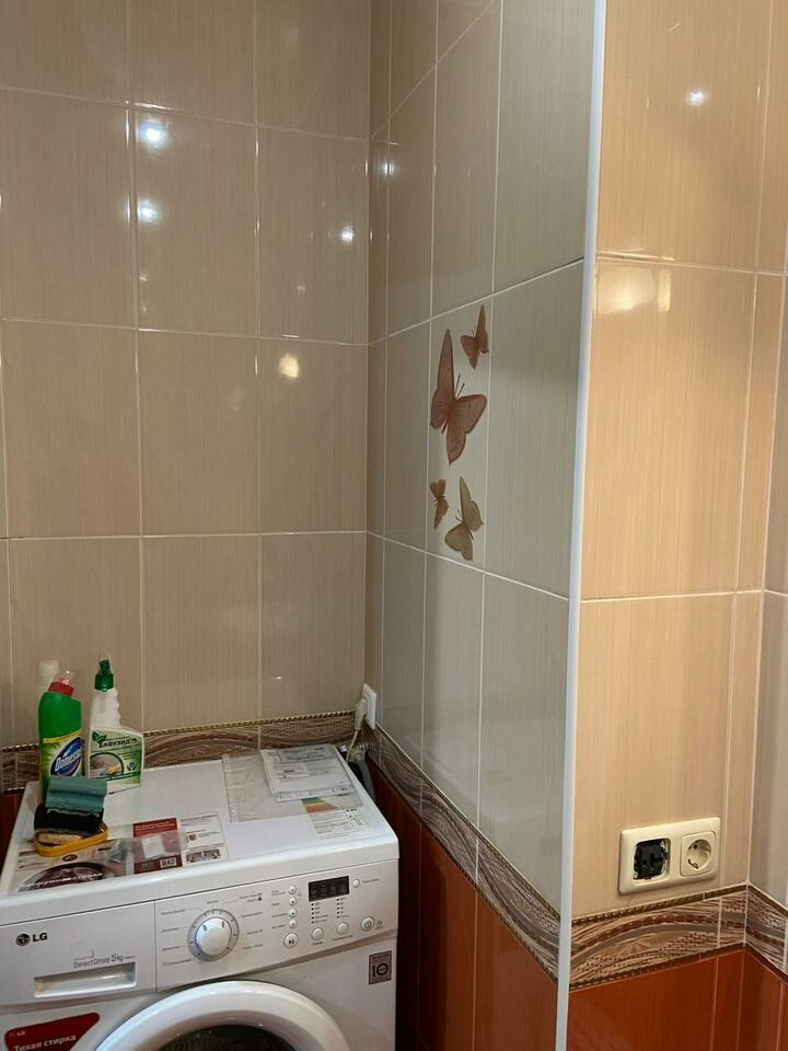 Продается 3 - х комнатная квартира, проспект Киевский д.62, арт. 4877