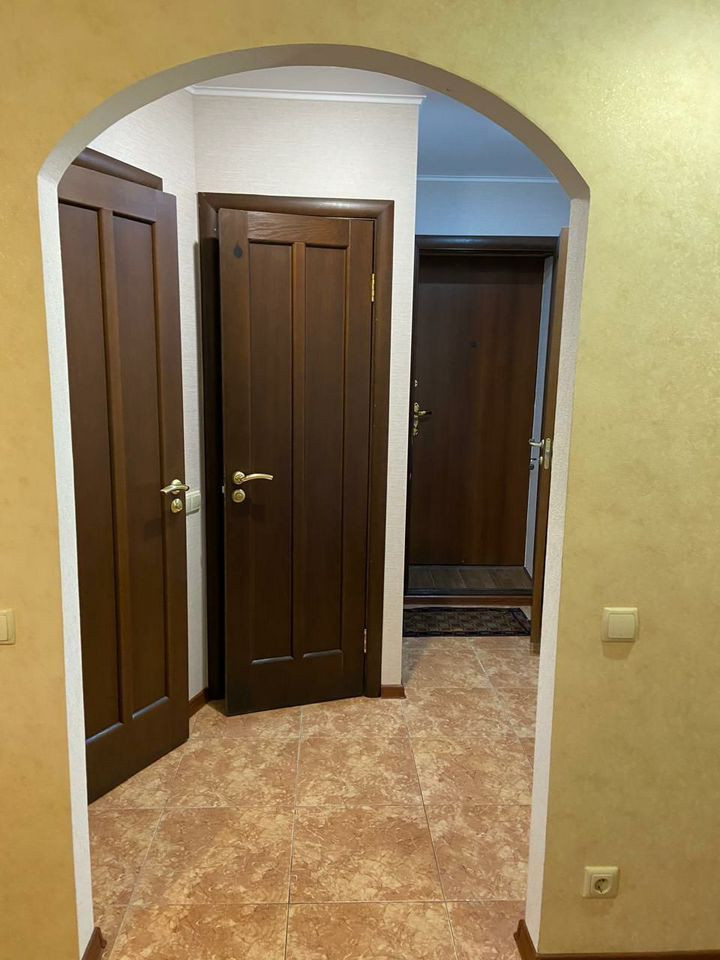 Продается 3 - х комнатная квартира, проспект Киевский д.62, арт. 4877