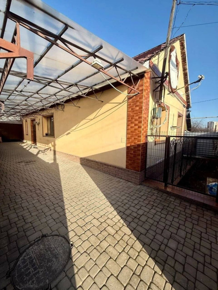 Продается дом, ул. Суханова, ориентир Южные склоны, ОЦКБ, арт. 6093