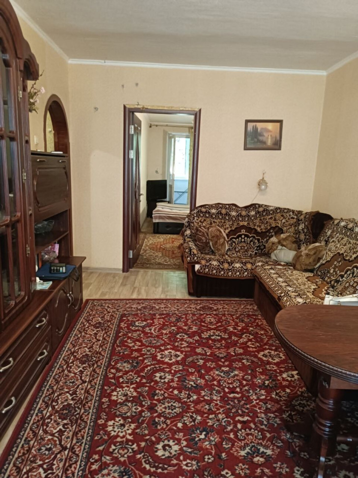 Продается 3 - х комнатная квартира, ул. Добровольского арт 4119